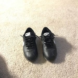 Nike Cortez size 7y